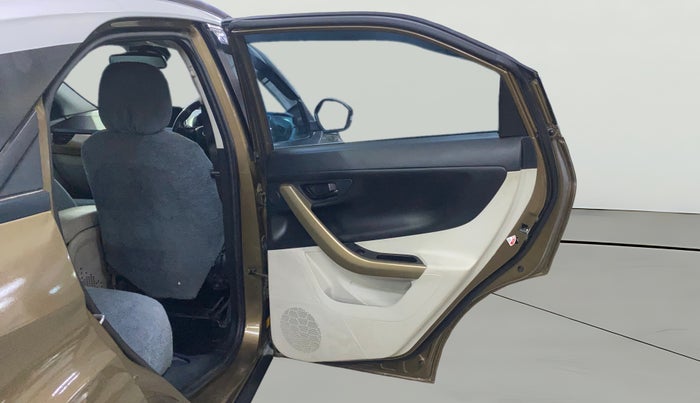 2023 Tata NEXON XZ PLUS (PREMIUM) DIESEL JET, Diesel, Manual, 71,252 km, RHS Rear Door