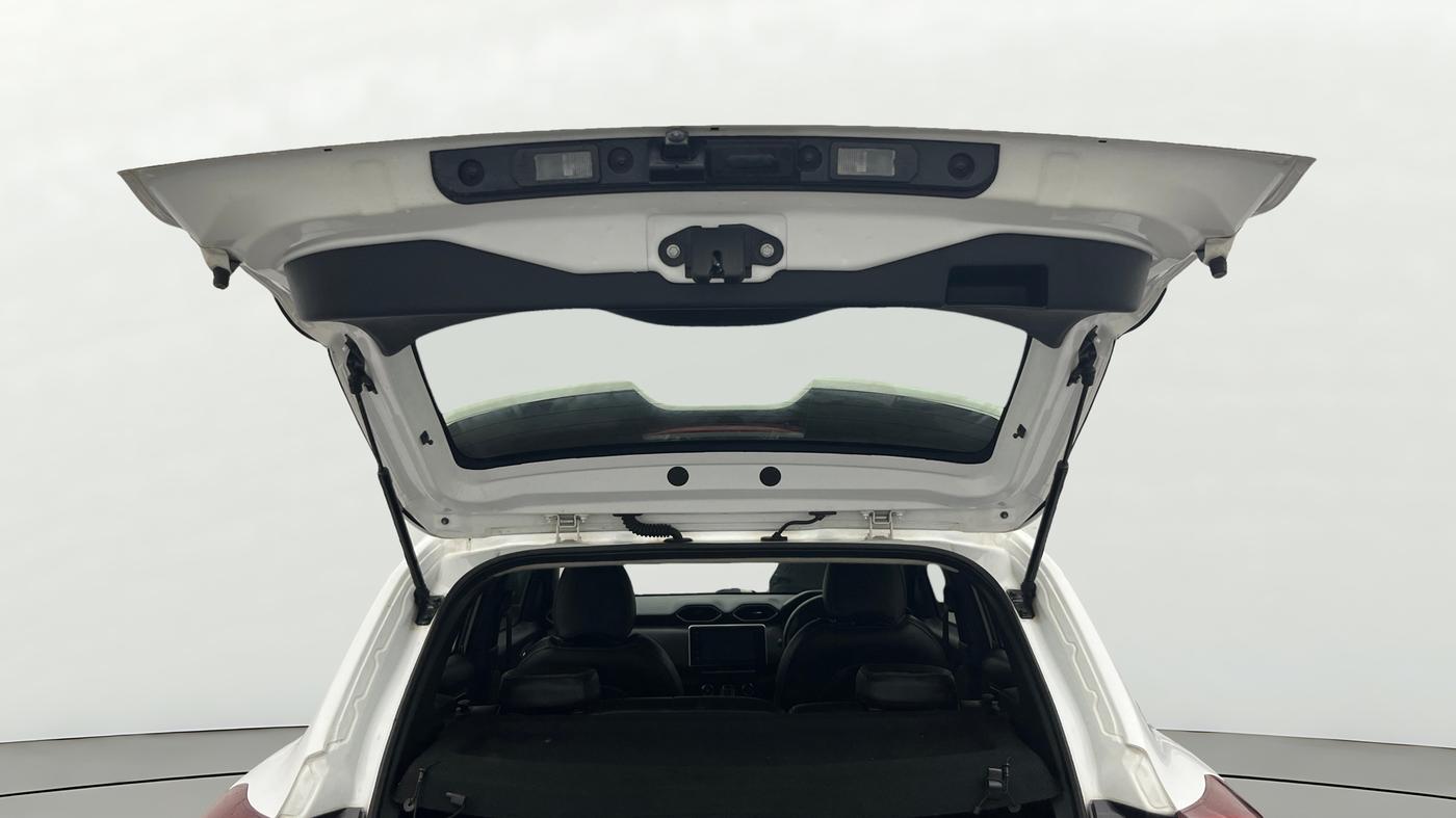2021 Nissan MAGNITE XV PREMIUM TURBO (O), Petrol, Manual, 51,888 km, Boot Door Open