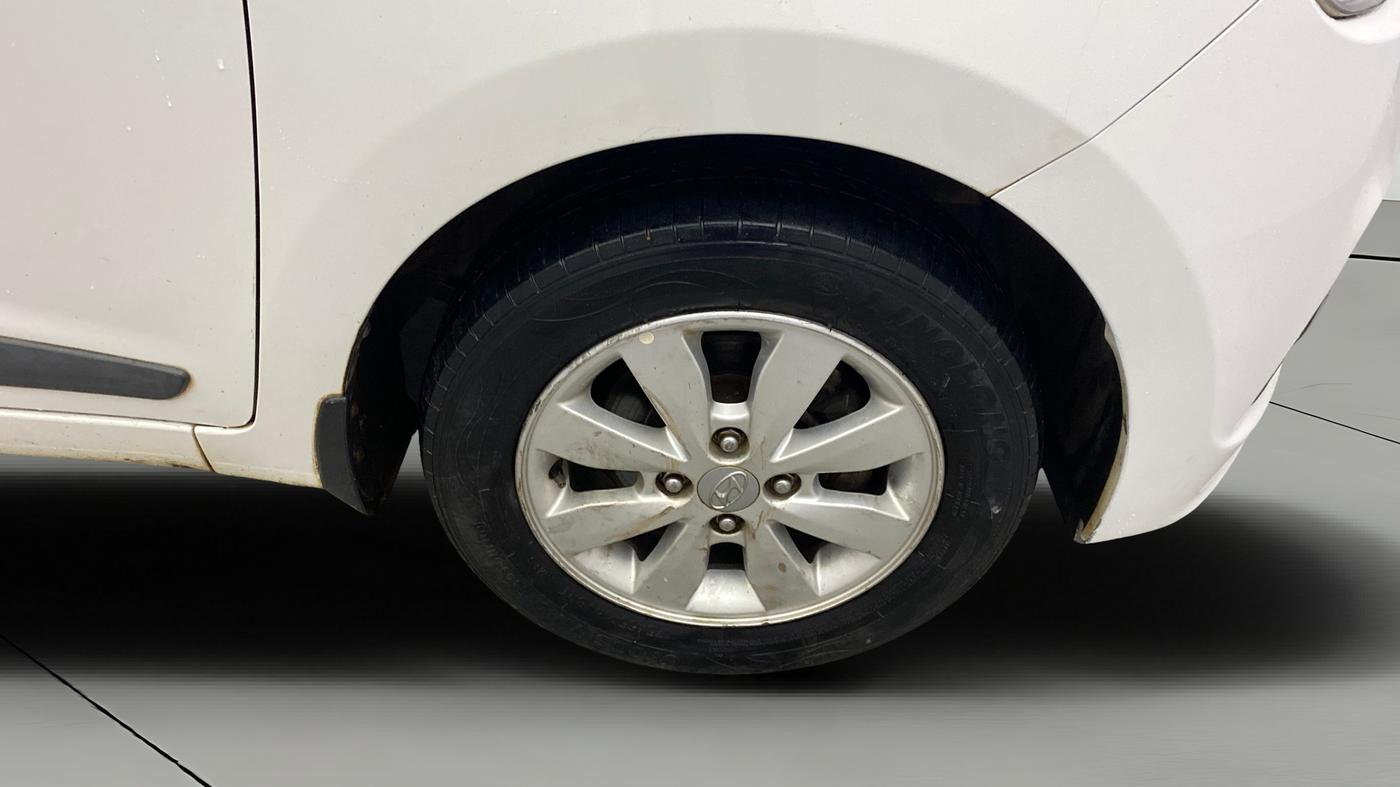 2014 Hyundai Xcent S (O) 1.2, Petrol, Manual, 95,357 km, Right Front Wheel