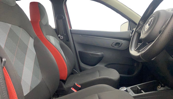 2022 Renault Kwid RXT 1.0 AMT, Petrol, Automatic, 18,156 km, Right Side Front Door Cabin