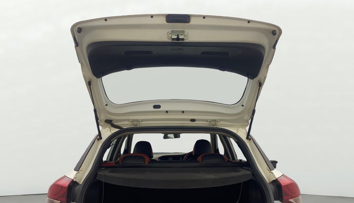 2015 Hyundai Elite i20 MAGNA 1.2, Petrol, Manual, 69,278 km, Boot Door Open