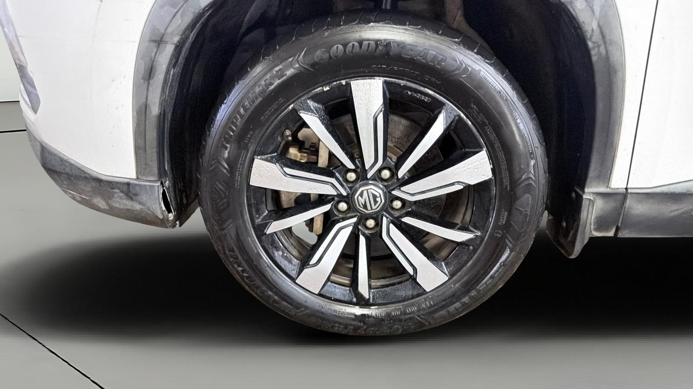 2019 MG HECTOR SHARP 1.5 DCT PETROL, Petrol, Automatic, 83,588 km, Left Front Wheel