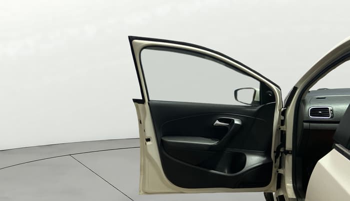 2019 Volkswagen Polo TRENDLINE 1.0L, Petrol, Manual, 59,454 km, LHS Front Door