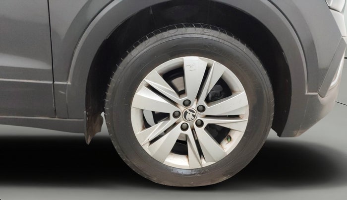 2022 Skoda KUSHAQ AMBITION 1.0L TSI MT, Petrol, Manual, 49,545 km, Right Front Wheel