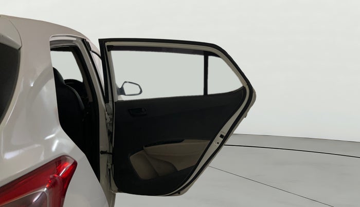 2016 Hyundai Grand i10 MAGNA 1.2 KAPPA VTVT, CNG, Manual, 1,37,728 km, RHS Rear Door