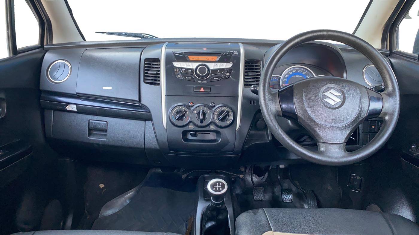 2016 Maruti Wagon R Stingray VXI, Petrol, Manual, 74,326 km, Dashboard