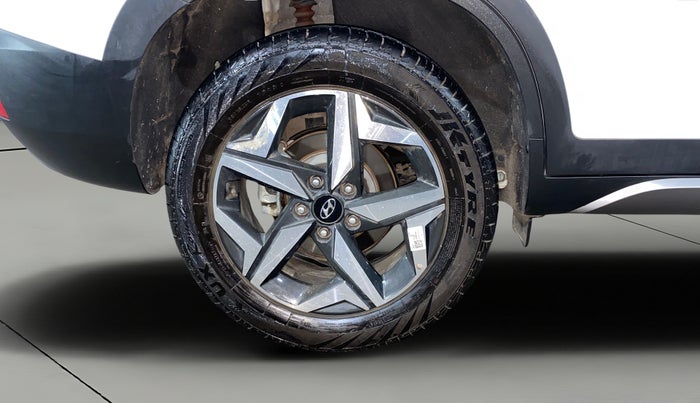 2023 Hyundai ALCAZAR PRESTIGE 1.5 TURBO PETROL MT 7STR, Petrol, Manual, 7,467 km, Right Rear Wheel