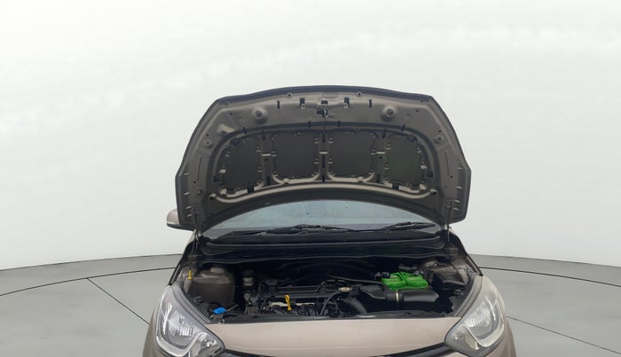 2013 Hyundai i20 MAGNA (O) 1.2, Petrol, Manual, 1,01,648 km, Open Bonet
