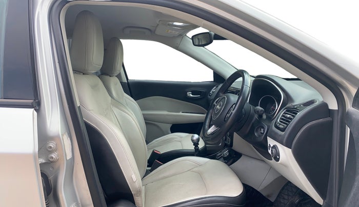 2018 Jeep Compass LIMITED 2.0 DIESEL 4X4, Diesel, Manual, 78,216 km, Right Side Front Door Cabin