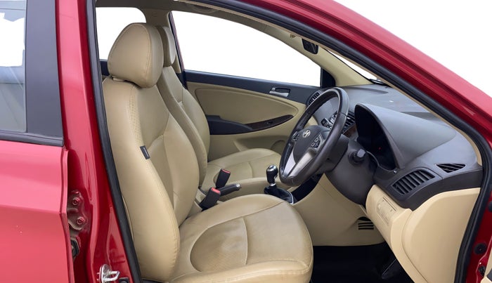 2017 Hyundai Verna 1.6 VTVT SX O, Petrol, Manual, 50,266 km, Right Side Front Door Cabin