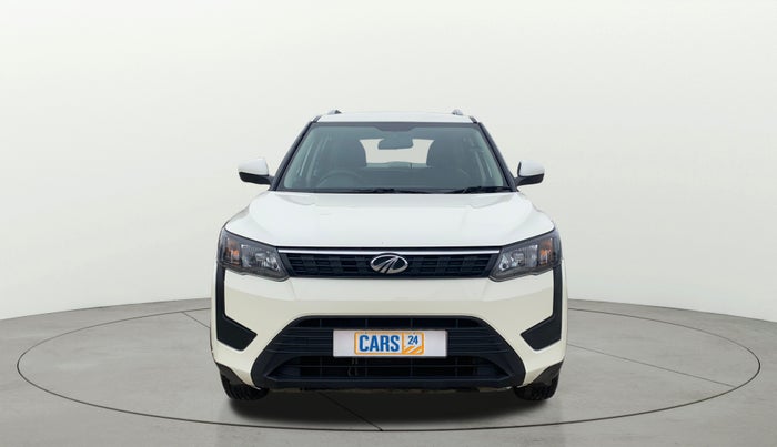 2021 Mahindra XUV300 W4 1.2 PETROL, Petrol, Manual, 26,985 km, Front