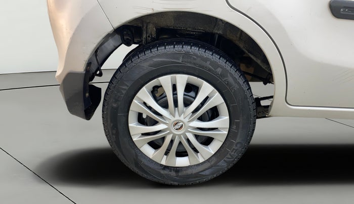 2017 Maruti Alto 800 LXI, Petrol, Manual, 83,670 km, Right Rear Wheel