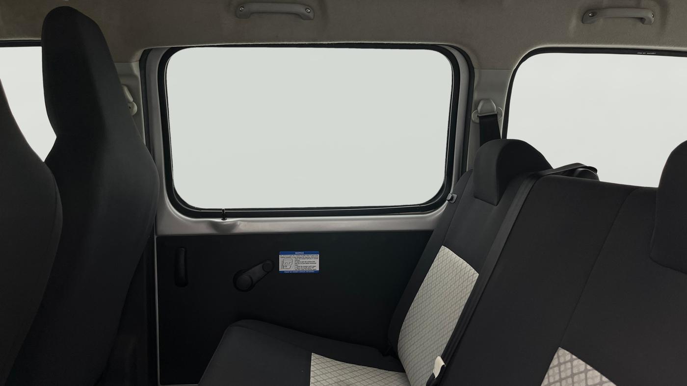 2025 Maruti Eeco 5 STR AC CNG, CNG, Manual, 25,759 km, RHS Rear Door