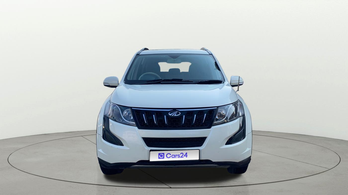 2017 Mahindra XUV500 W6, Diesel, Manual, 37,310 km, Front