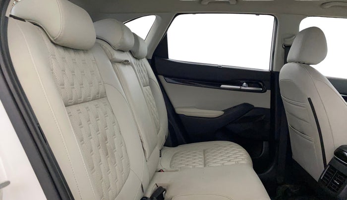 2021 KIA SELTOS HTX 1.5 PETROL, Petrol, Manual, 50,070 km, Right Side Rear Door Cabin