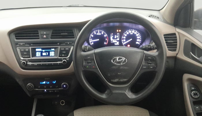 2015 Hyundai Elite i20 SPORTZ 1.2 (O), Petrol, Manual, 45,599 km, Steering Wheel Close Up