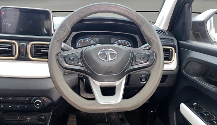 2022 Tata PUNCH ACCOMPLISHED AMT, Petrol, Automatic, 62,619 km, Steering Wheel Close Up