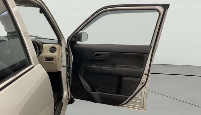 2022 Maruti New Wagon-R LXI CNG 1.0, CNG, Manual, 33,234 km, RHS Front Door
