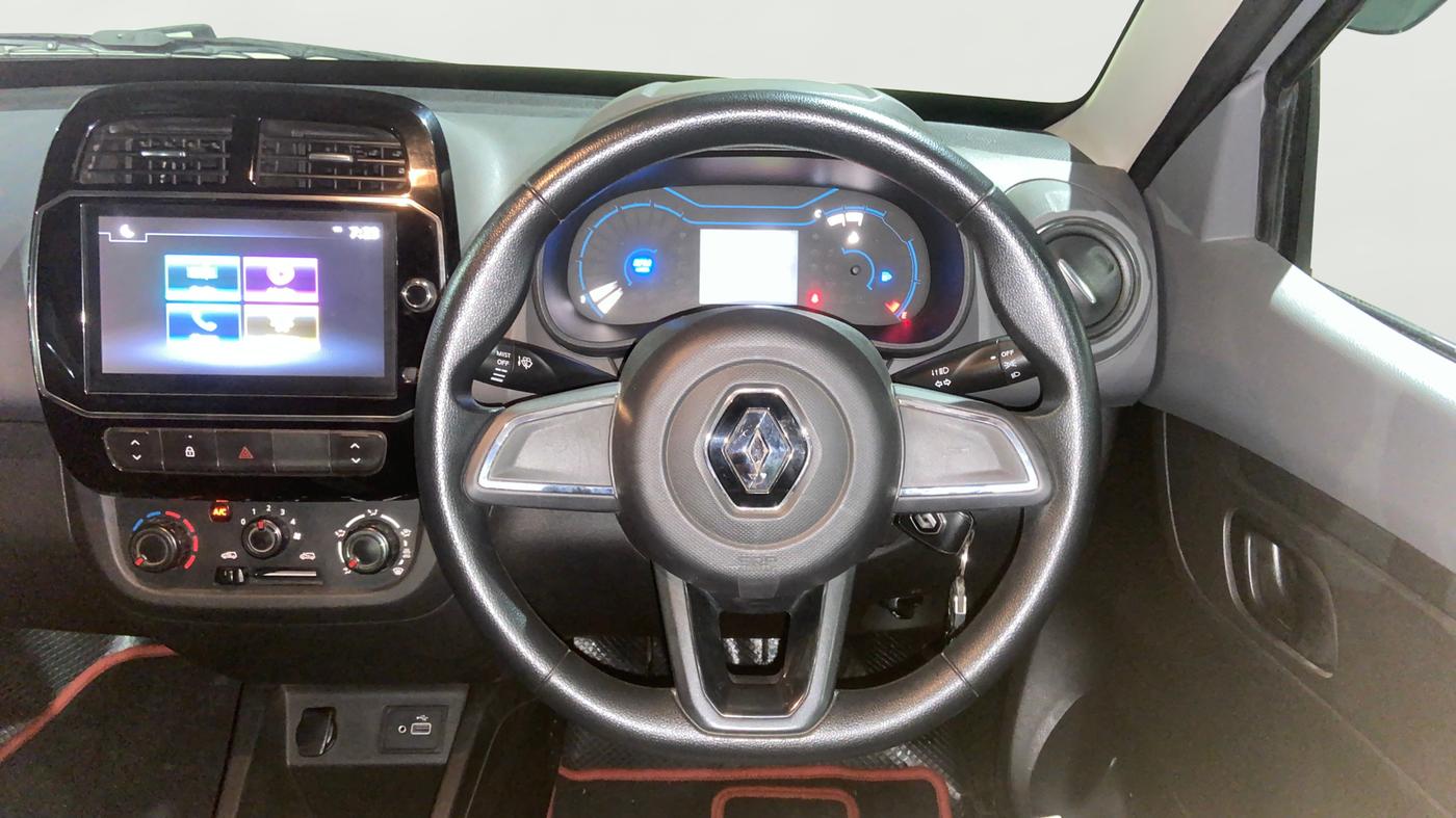 2022 Renault Kwid RXT 1.0 (O), Petrol, Manual, 37,868 km, Steering Wheel Close Up