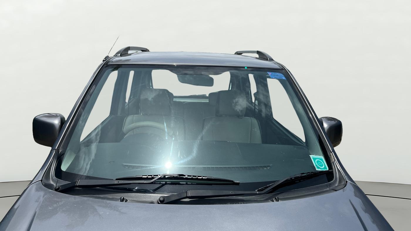 2013 Maruti Wagon R 1.0 VXI, Petrol, Manual, 60,308 km, Front Windshield