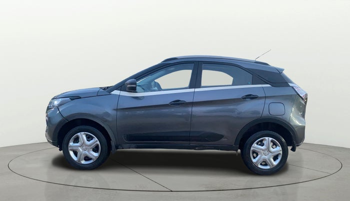 2022 Tata NEXON XM SUNROOF PETROL, Petrol, Manual, 21,703 km, Left Side
