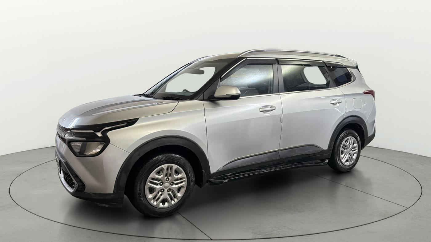 2024 KIA CARENS PRESTIGE 1.5 PETROL 7 STR, Petrol, Manual, 47,147 km, Left Front Diagonal