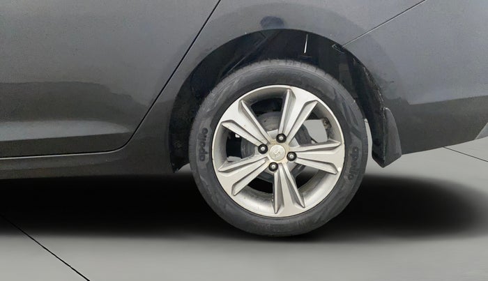 2019 Hyundai Verna 1.6 VTVT SX, Petrol, Manual, 85,368 km, Left Rear Wheel