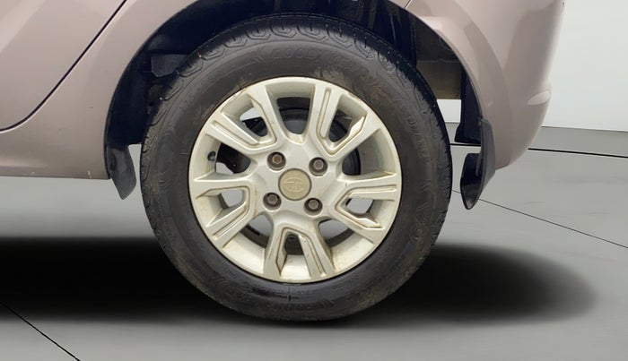 2018 Tata Tiago XZA PETROL, Petrol, Automatic, 42,438 km, Left Rear Wheel