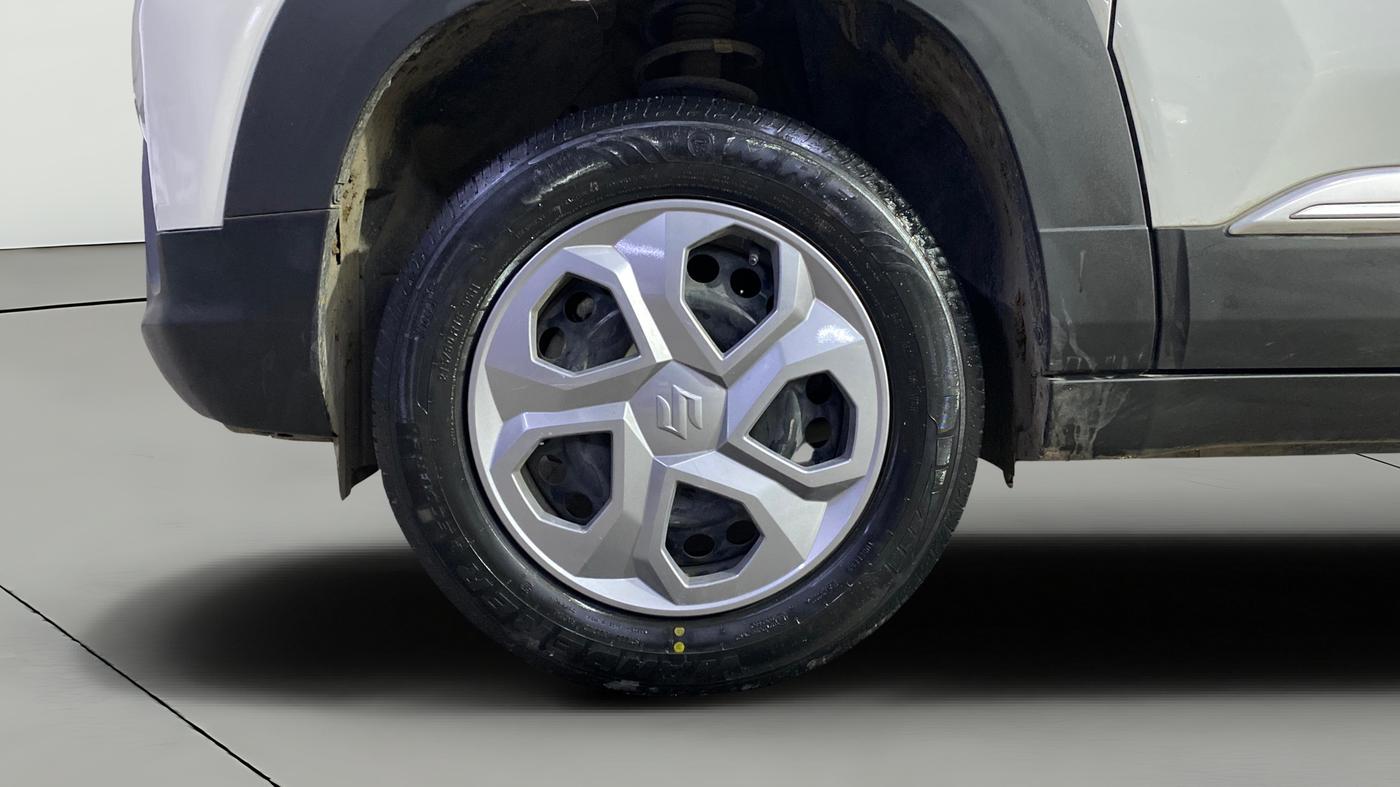 2023 Maruti BREZZA VXI, Petrol, Manual, 28,303 km, Left Front Wheel
