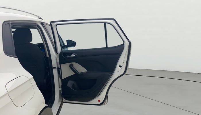 2025 Volkswagen TAIGUN Highline Plus 1.0 TSI AT, Petrol, Automatic, 9,799 km, RHS Rear Door