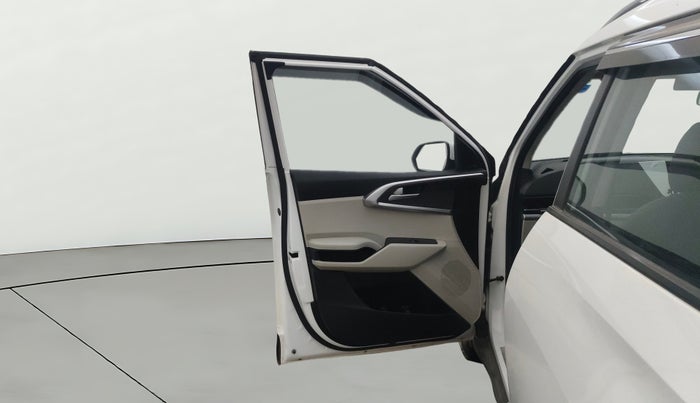 2023 KIA CARENS PRESTIGE 1.5 PETROL 7 STR, Petrol, Manual, 16,856 km, LHS Front Door