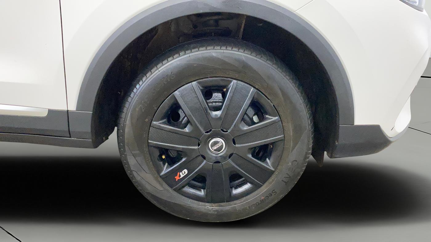 2025 MG ASTOR Sprint 1.5 MT (Ivory), Petrol, Manual, 3,298 km, Right Front Wheel
