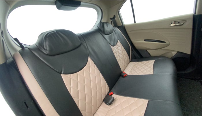 2019 Hyundai NEW SANTRO MAGNA, Petrol, Manual, 63,327 km, Right Side Rear Door Cabin