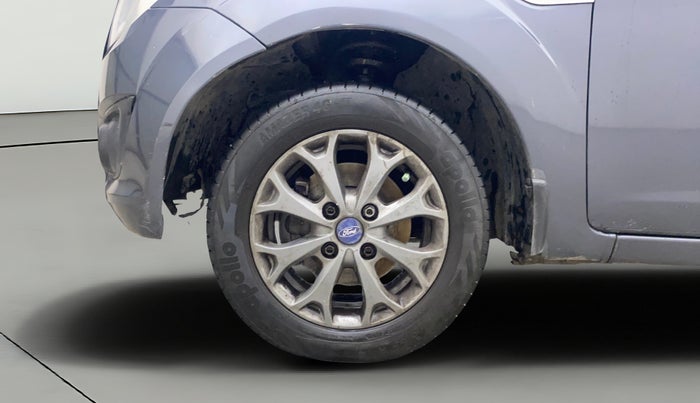 2015 Ford Figo TITANIUM 1.2 PETROL, Petrol, Manual, 77,456 km, Left Front Wheel