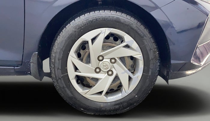 2021 Hyundai NEW I20 MAGNA 1.2 MT, Petrol, Manual, 73,888 km, Right Front Wheel