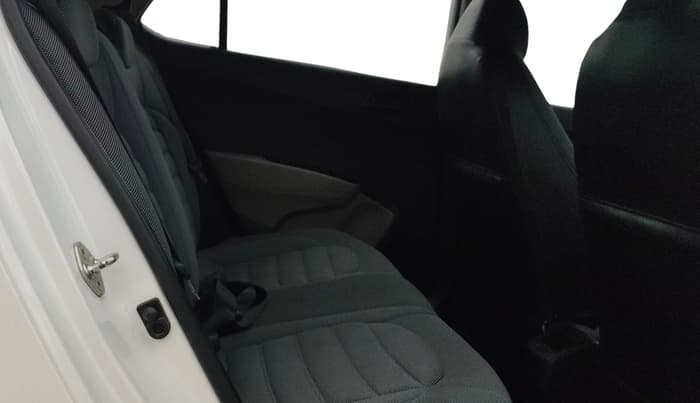 2018 Hyundai Grand i10 MAGNA AT 1.2 KAPPA VTVT, Petrol, Automatic, 21,422 km, Right Side Rear Door Cabin