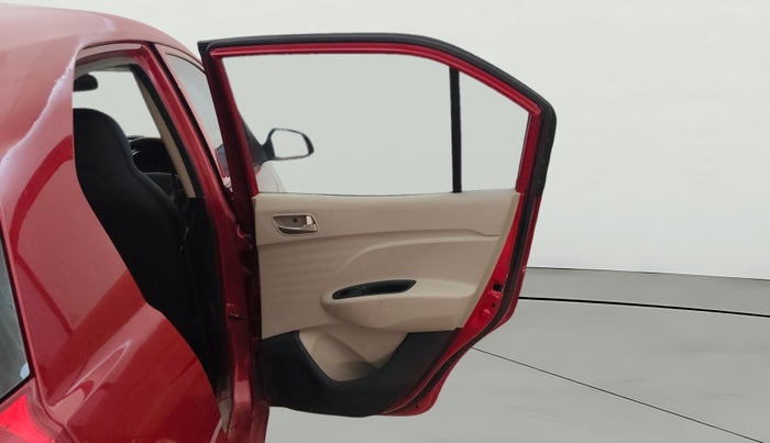 2018 Hyundai NEW SANTRO SPORTZ CNG, CNG, Manual, 77,563 km, RHS Rear Door