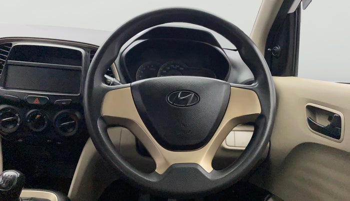 2019 Hyundai NEW SANTRO ERA, Petrol, Manual, 1,42,056 km, Steering Wheel Close Up