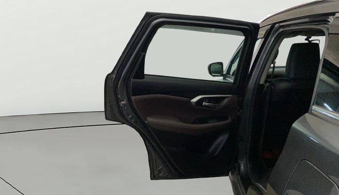 2023 Maruti Grand Vitara ALPHA SMART HYBRID, Petrol, Manual, 75,164 km, LHS Rear Door