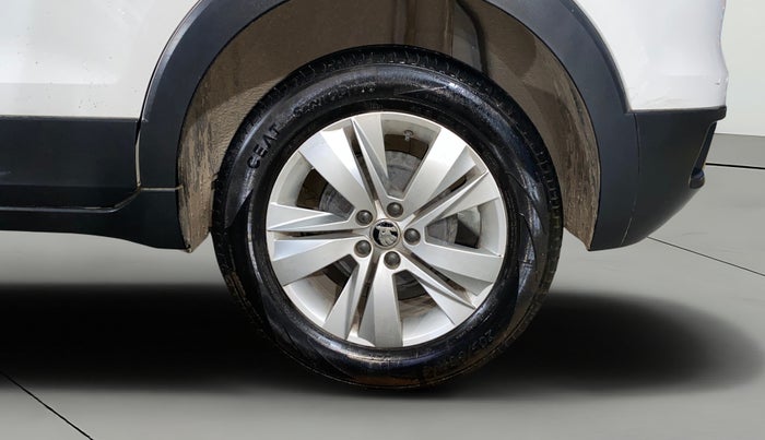 2023 Skoda KUSHAQ AMBITION 1.0L TSI AT, Petrol, Automatic, 17,895 km, Left Rear Wheel