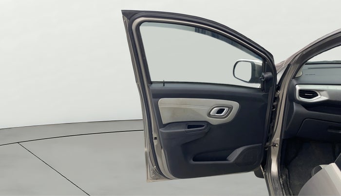 2021 Datsun Redi Go T(O), Petrol, Manual, 31,017 km, LHS Front Door
