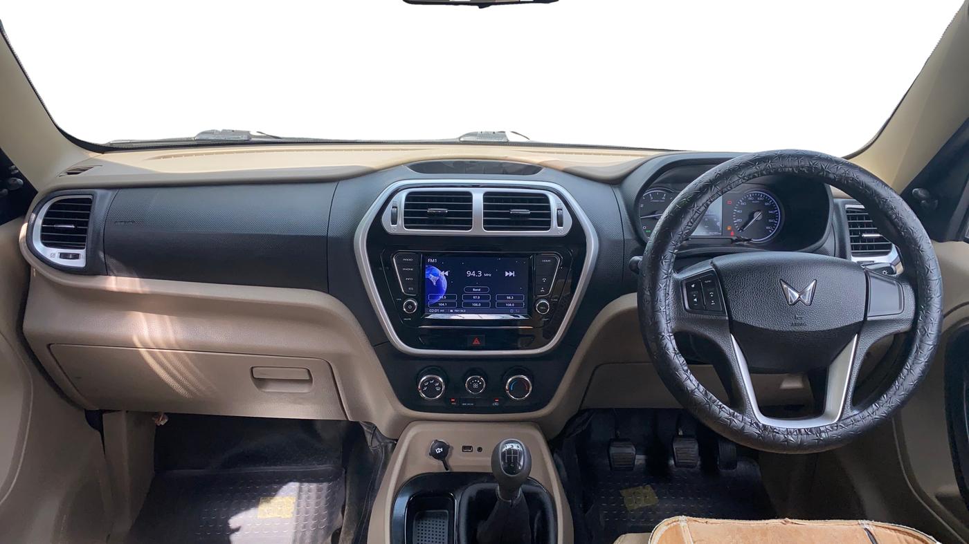2023 Mahindra BOLERO NEO N 8, Diesel, Manual, 30,272 km, Dashboard