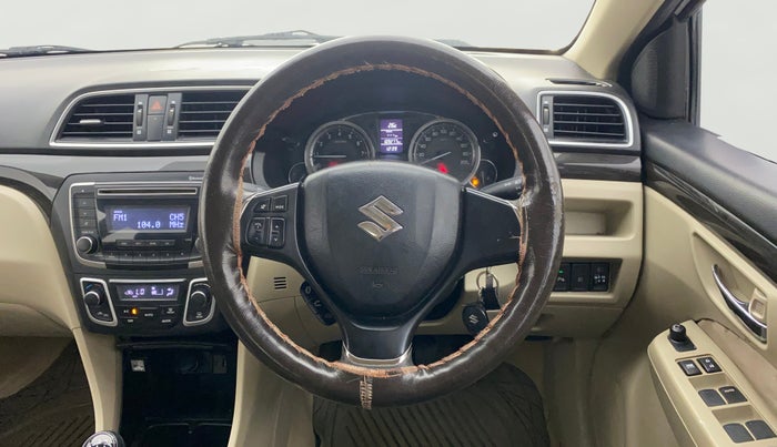 2017 Maruti Ciaz VXI+, Petrol, Manual, 1,09,244 km, Steering Wheel Close Up