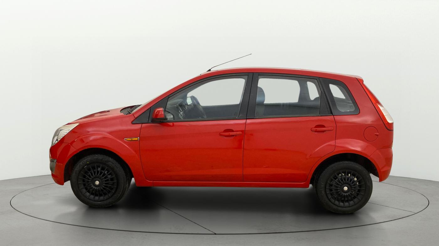 2013 Ford Figo ZXI 1.2 PETROL, Petrol, Manual, 25,619 km, Left Side