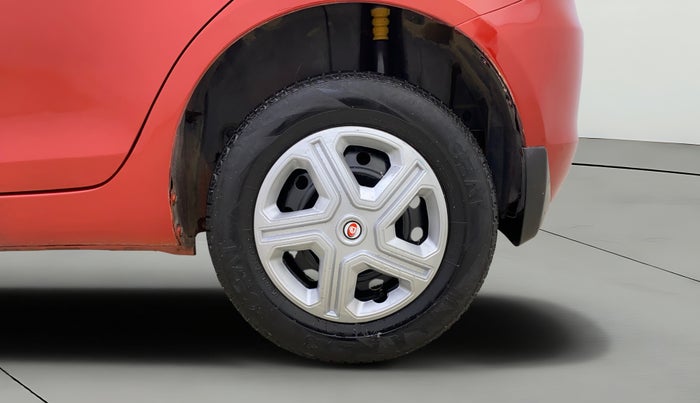 2014 Maruti Swift VXI, Petrol, Manual, 40,974 km, Left Rear Wheel