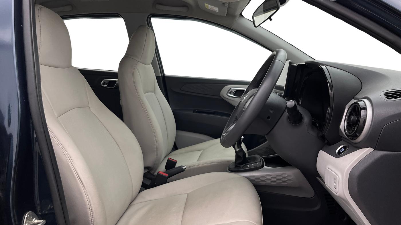 2021 Hyundai GRAND I10 NIOS ASTA AMT 1.2 KAPPA VTVT, Petrol, Automatic, 13,140 km, Right Side Front Door Cabin