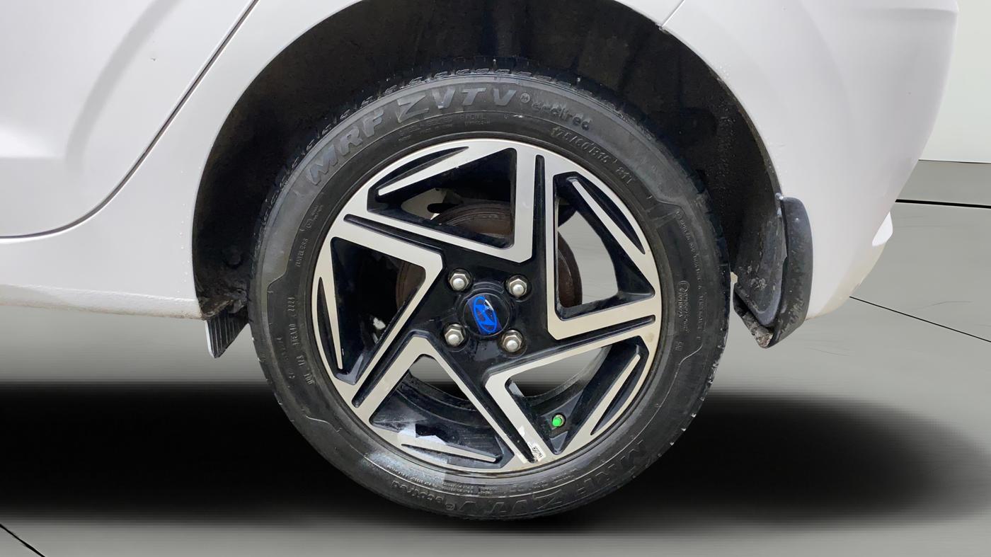 2024 Hyundai GRAND I10 NIOS SPORTZ 1.2 KAPPA VTVT CNG, CNG, Manual, 32,216 km, Left Rear Wheel