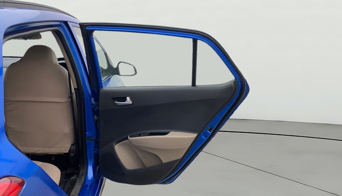 2017 Hyundai Grand i10 SPORTZ (O) AT 1.2 KAPPA VTVT, Petrol, Automatic, 54,807 km, RHS Rear Door