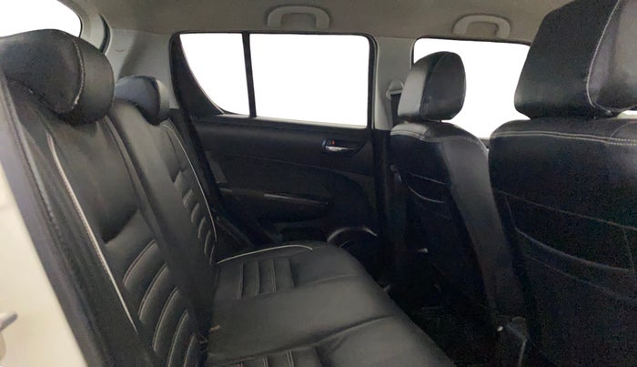 2016 Maruti Swift VXI, Petrol, Manual, 64,708 km, Right Side Rear Door Cabin