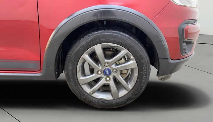 2018 Ford FREESTYLE TITANIUM PLUS 1.2 PETROL, Petrol, Manual, 67,168 km, Right Front Wheel